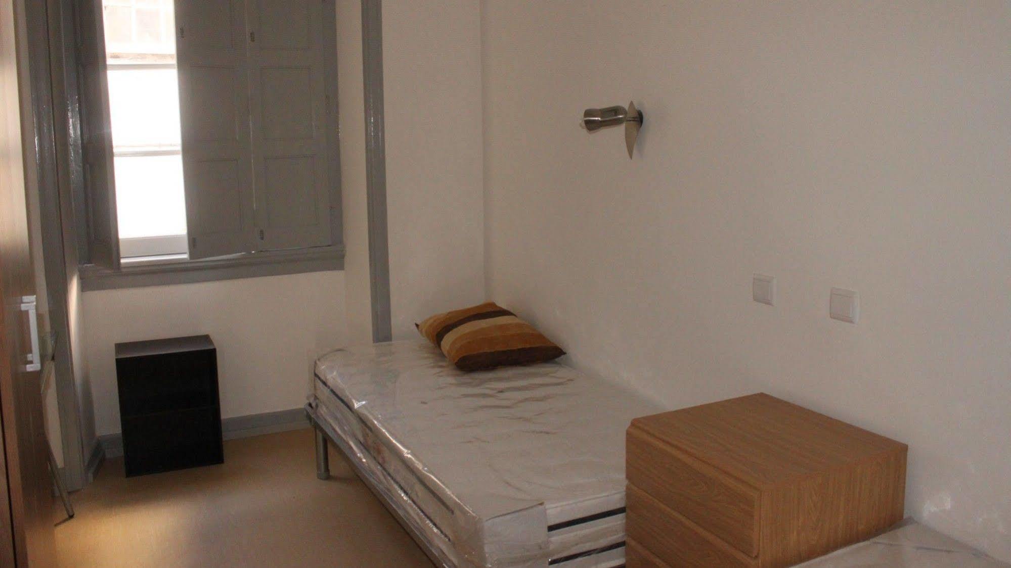 Be Coimbra Hostels Exterior photo